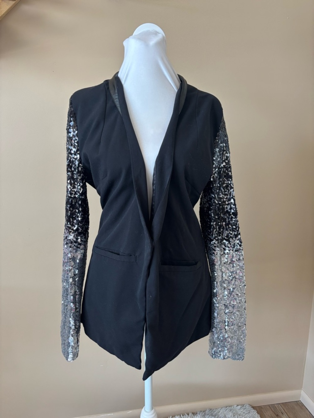 HAODUOYI Black Blazer with Silver Ombre Sequin Sleeves